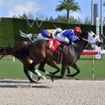 Tercer triunfo para el de colores argentinos en la Tapeta (Vídeo Hípico)